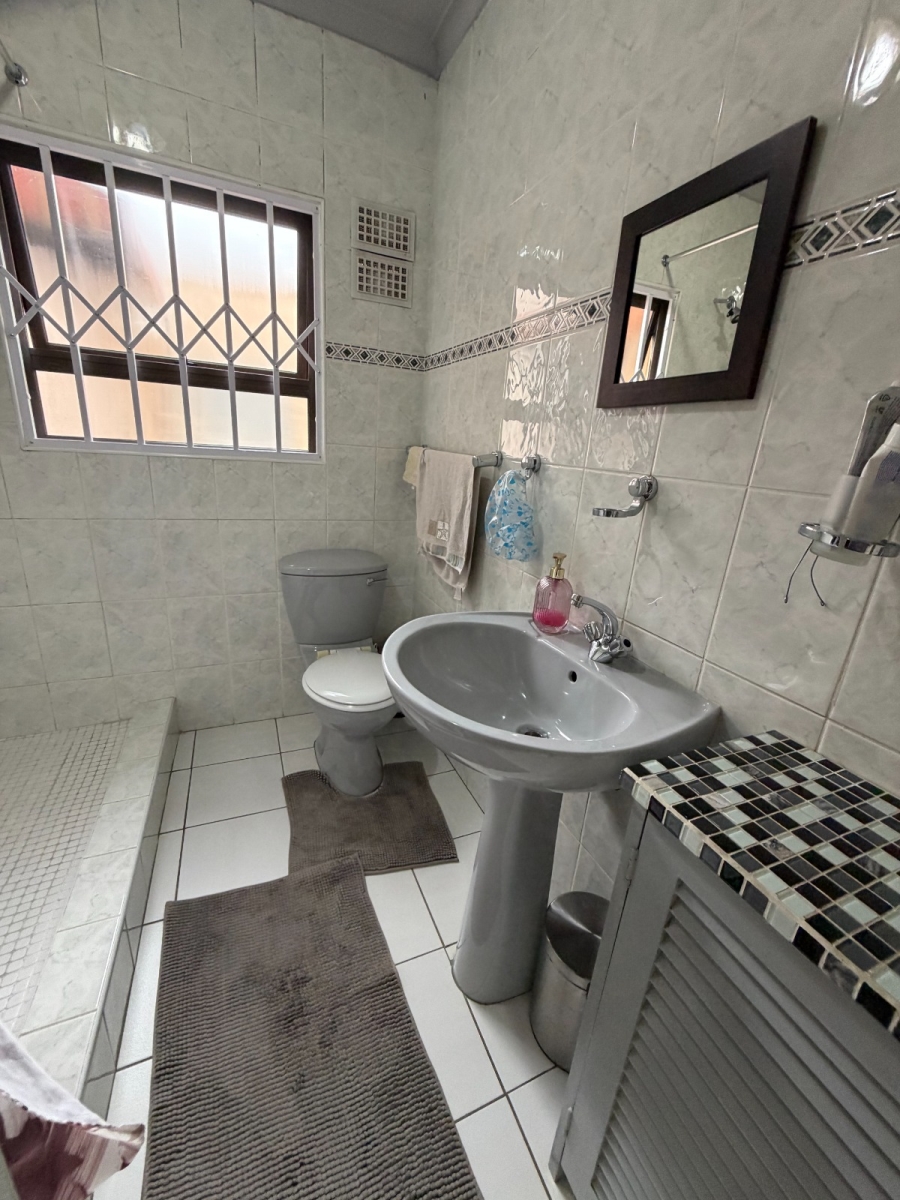 3 Bedroom Property for Sale in Braelyn Eastern Cape